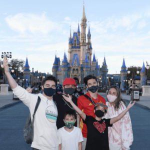 20 helpful things to pack for disney world 2021
